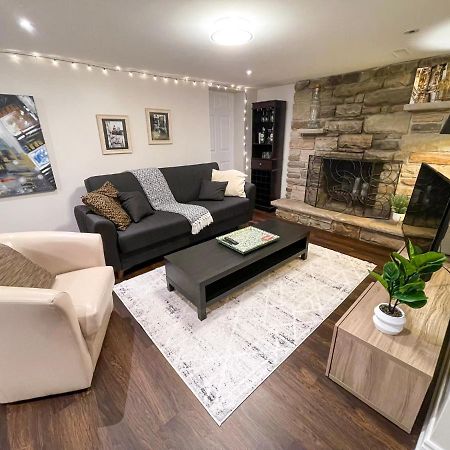 Spacious & Renovated 1Bd Suite W/Parking Toronto Buitenkant foto
