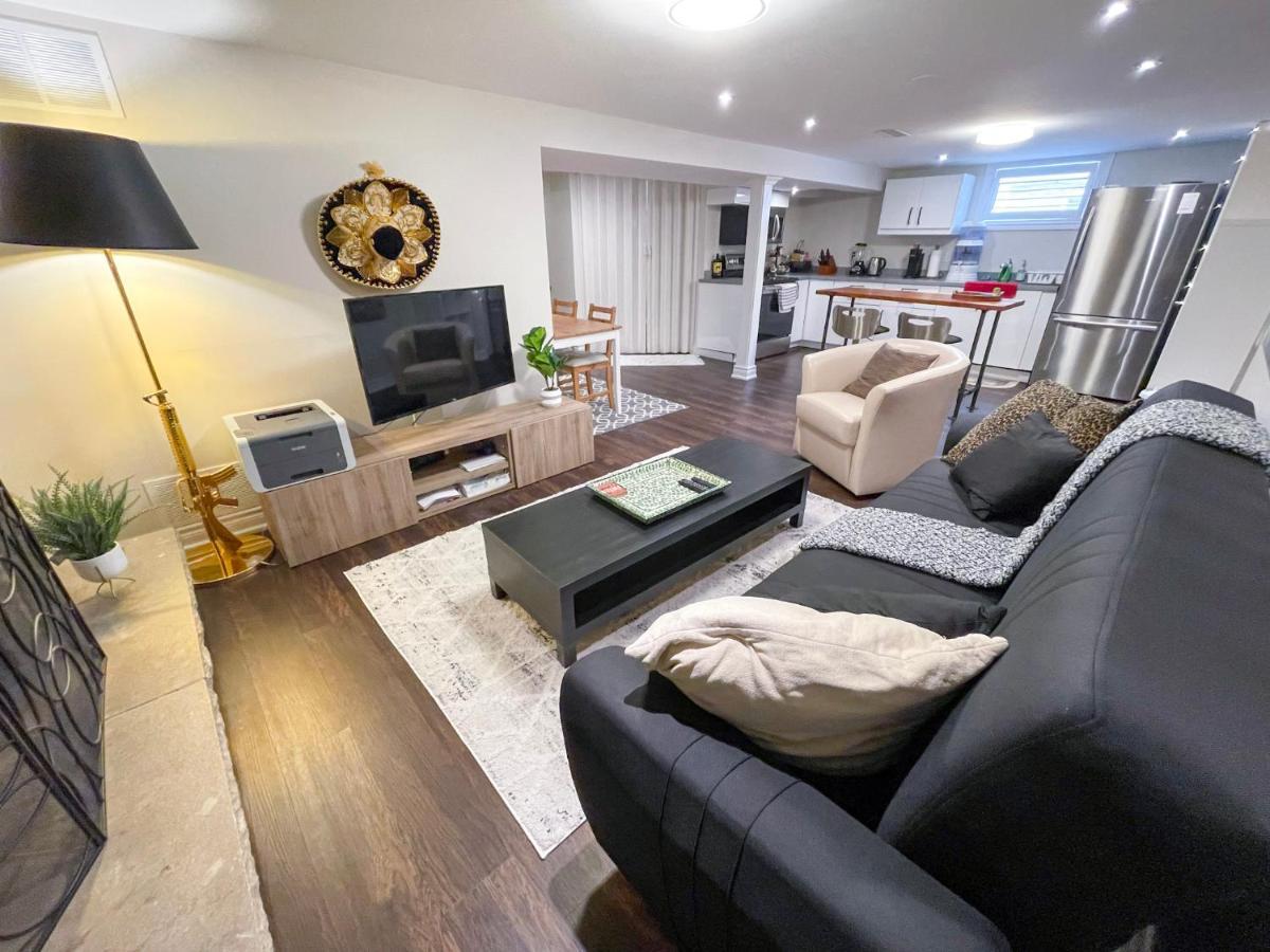 Spacious & Renovated 1Bd Suite W/Parking Toronto Buitenkant foto